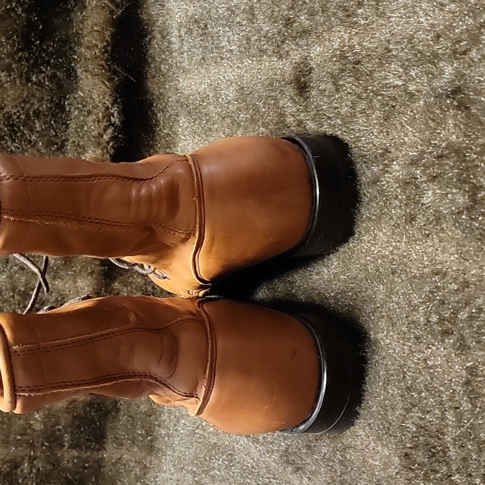 Justin Ropers, Cognac, Size 6. - Picture 4 of 6